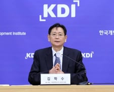 "학생 1명 학교에 '7.6억' 쓰기도"…50년 된 제도 때문에 세금 줄줄