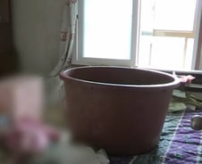 흉기 찔린 70대, 이 빠진 채 고무통 속에…'어버이날' 참극, 범인은?[뉴스속오늘]