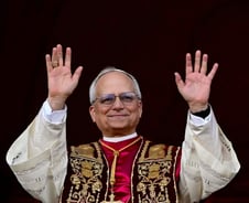 SNS하는 교황? '레오14세 추정' X 계정에 담긴 내용은…