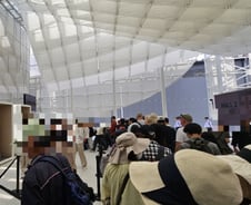 [르포] "우와"…인왕제색도 안으로 들어와 K-팝 즐기는 일본 학생들