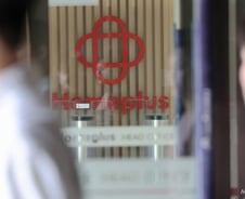 홈플러스 26개점 동시 폐점설 확산..MBK "4000억 임대료 줄인다"