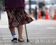 "아, 왜…그 있잖아" 자꾸 깜빡깜빡, 치매일까…40대도 안심 못 한다