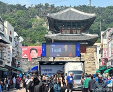 "이재명, 일 참 잘해요" "김문수에 표 모아야"...1200만 경기도 표심은