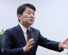 안철수 "끝날 때까진 끝난 게 아냐…국민의 균형감각 믿는다"[인터뷰]