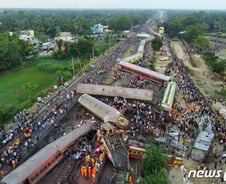 수천명 태운 열차 뒤엉켜, 288명 사망…인도 '최악 참사'[뉴스속오늘]