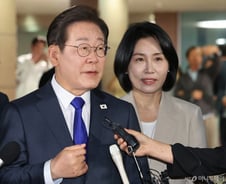 지상파3사 "이재명 대통령 당선 확실"...李 "국민 위대한 결정에 경의"