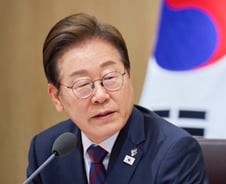 "입법권 다시 국민께"···이재명 대통령, 1호 법안으로 '3특검' 택한 이유