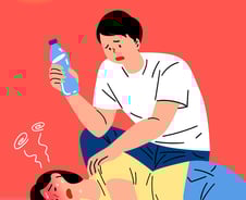 열사병에 쓰러지면 찬물부터? "잘못하다 질식"…맞는 대처법은