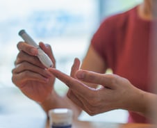 젊은 당뇨병 환자 는다는데…이 병 겹치면 "자살 위험 3배" 큰일