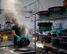 '제조업 일자리'의 시대는 갔다... 英이코노미스트가 꼽은 미래의 직업 [PADO]