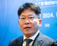 [단독] 김동명 LG엔솔 사장, 폴란드 찾았다…ESS 협력 강화