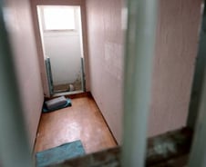 대전교도소 수감자가 교도관 살해…"하나 죽었다고 왜 난리?" 난동도[뉴스속오늘]