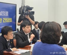 한성존 대전협 비대위원장 "환자·보호자에 마음 무거워…중증 핵심의료 재건하겠다"