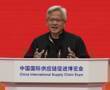 [르포]젠슨 황 "중국 친구들과 AI 번영"…공급망 전시장 온통 '로봇'