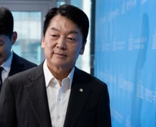 [단독]"당 대표 되겠다" 안철수, 조갑제와 만찬 회동…보수 혁신 논의