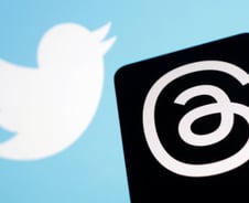 [IT썰]"일론 머스크 게 섰거라", 스레드 MAU 4억명 돌파