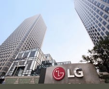 [단독]LG전자, 희망퇴직 실시…대내외 악재에 기업들 '고심'