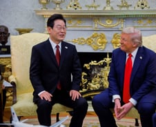 트럼프 "10월에 방한…남북 정상회담 주선할 수도"