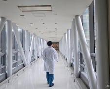 [르포]"고향 돌아온 기분" 전공의 드디어 복귀…환자들 "정상화 기대"