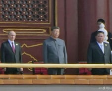 이 사진 한장에…"김정은 '신의 한수', 김일성 넘어섰다"