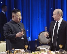 북·러 정상회담…푸틴 "참전 감사", 김정은 "형제로서 돕겠다"