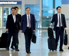 "자진출국" vs "추방"…말 다른 한미