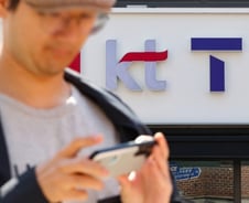 KT, '소액결제 사건' 경찰 통보 받고도 무시…4일 뒤 '결제차단'