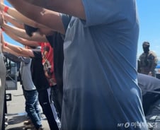 외교장관 "구금 근로자 수갑없이 출국·불이익 방지"…트럼프 "한국 원하는대로"