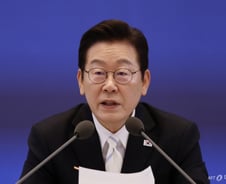 이재명 대통령 "북미대화, 한반도 평화에 도움…한국이 주도 안 해도 돼"