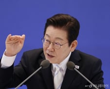 이재명 대통령 "내란특별재판부가 왜 위헌?…사법부도 국민 주권에 종속"