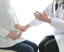 자연분만 뇌성마비, 의사 탓?…"분만장 떠나라는 것" 산과 의사 분노