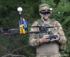 러시아 막아낸 우크라처럼…"드론봇 예비군, 한국도 도입하자"