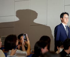 297만명 정보 털린 롯데카드…정부 "강도높은 책임 묻겠다"