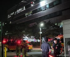 '국가전산 심장부' 국정자원 화재 약 10시간만에 '초진'(상보)