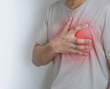 마른 기침, 다리 부종, 소화불량…단 하나의 원인 '심장'이었다