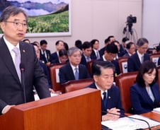 조현 "美, 3500억 투자 새로운 대안 들고와…윈윈 방안 마련할 것"