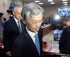 野강민국 "관행 깨고 조희대 앉힌 법사위처럼...정무위 국감에 김민석 총리 불러야"