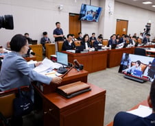 민주당, '지귀연 술접대 의혹' 감사 결과에 의문..."면죄부 주고 싶나"