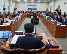 "야당 패싱, 국힘 무시하나"...기후에너지환경부 첫 국감부터 '진통'