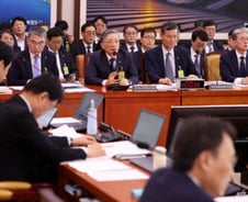 고가 차량 '지분 쪼개기'로 공공주택 입주…"관련 규정 개정하겠다"