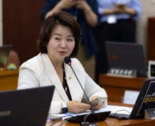 與이수진 "한석훈·정기석 등 尹 정권 보건복지 인사들 자진사퇴해야"