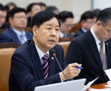 구윤철 "배당소득 분리과세, 제로베이스에서 토론"