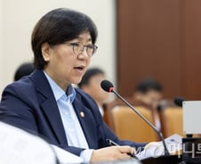 의료대란 난리였는데…복지부, 2024 백서에 응급의료 '매우 우수' 자평