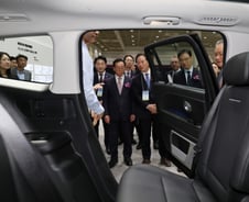 與정태호 "재생에너지만으론 안 돼…수소경제, 국정과제에 상당히 반영"