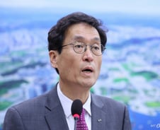 함진규 도로공사 사장 "고속도로 전 구간, 자율주행 시범운행 허용"