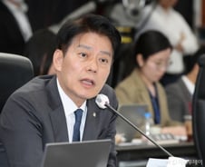 누리호 낙하물 지역에 28개 해상풍력단지…"큰 피해에 법적 분쟁 우려"
