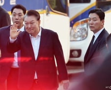 '윤석열 체포 저지' 김성훈 전 경호차장 "국민께 혼란 가져와 죄송"