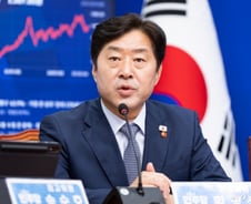 "비상계엄 전 최루탄 현황 확인"…육군 지작사, 계엄 사전 인지 의혹