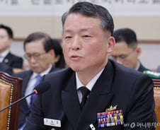 해군참모총장 "중국, 서해 잠정수역서 국제법 준수 안해"…이례적 평가