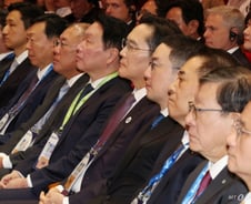 러트닉 美상무장관, 4대 그룹 총수 등 韓기업인 따로 만나는 이유